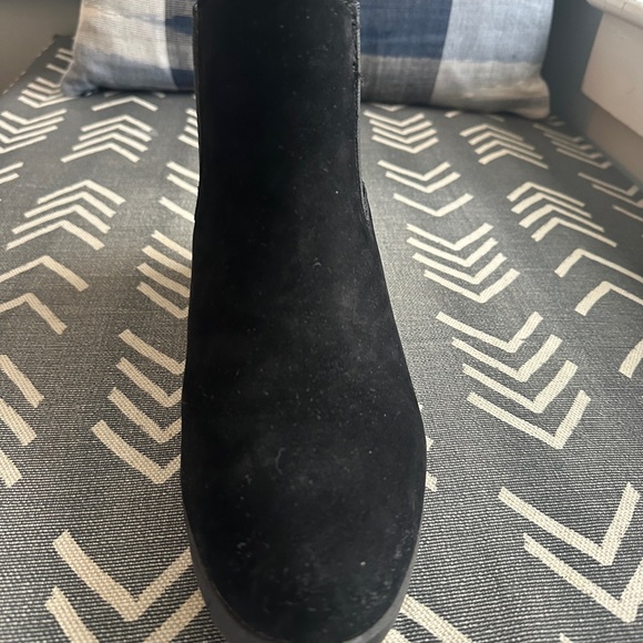 Cliffs by WHITE MOUNTAIN Black Ankle Boots - Picture 2 of 7